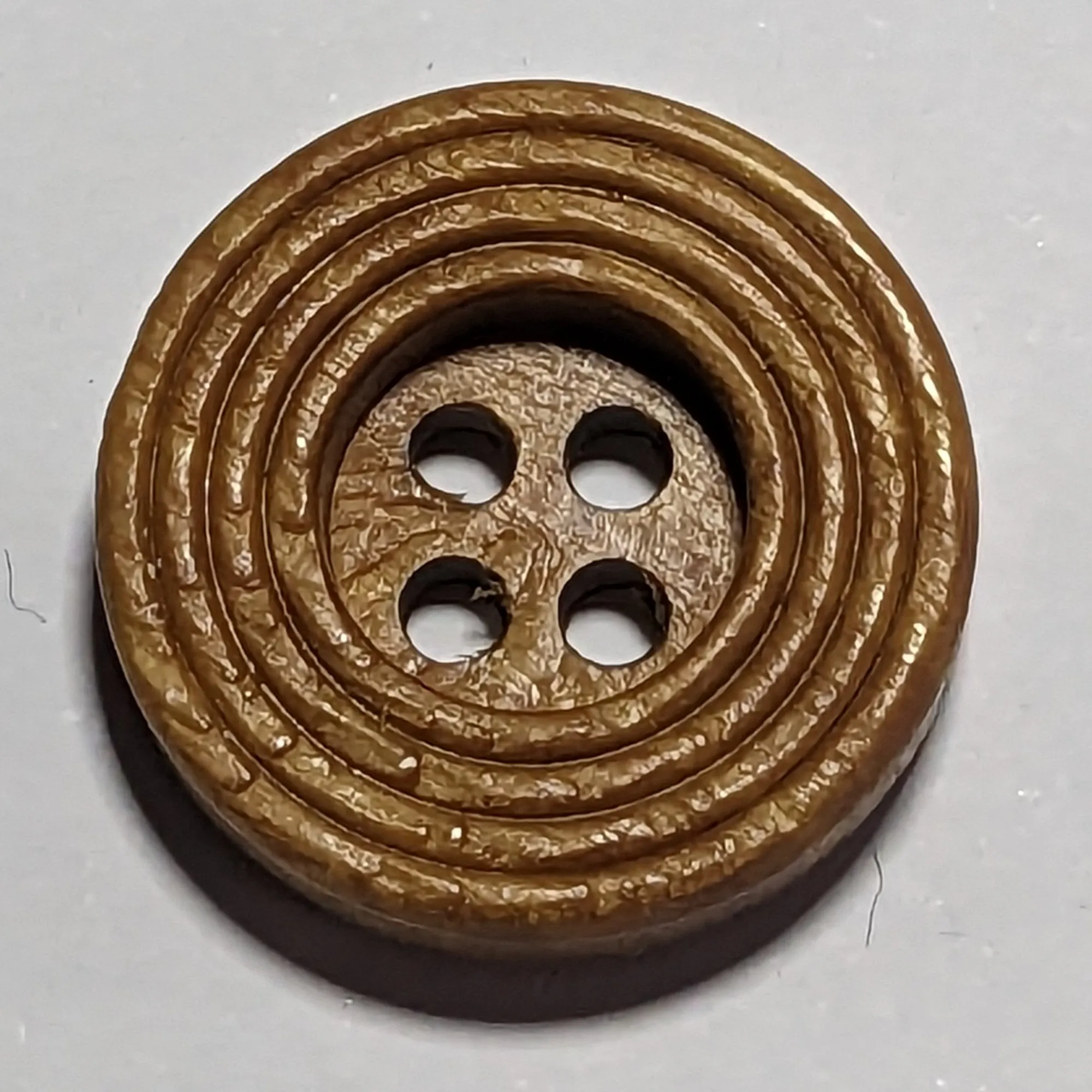 18mm Beech Wood 4 Hole Patterned Buttons