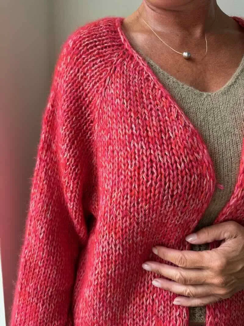 Chunky Easy Peasy cardigan by Önling, knitting pattern