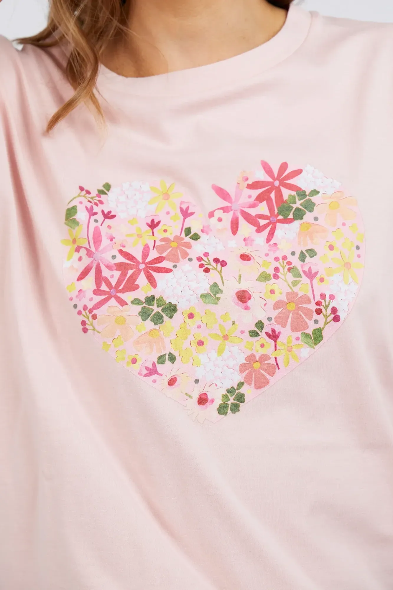 Laura Heart Tee in Coral Blush