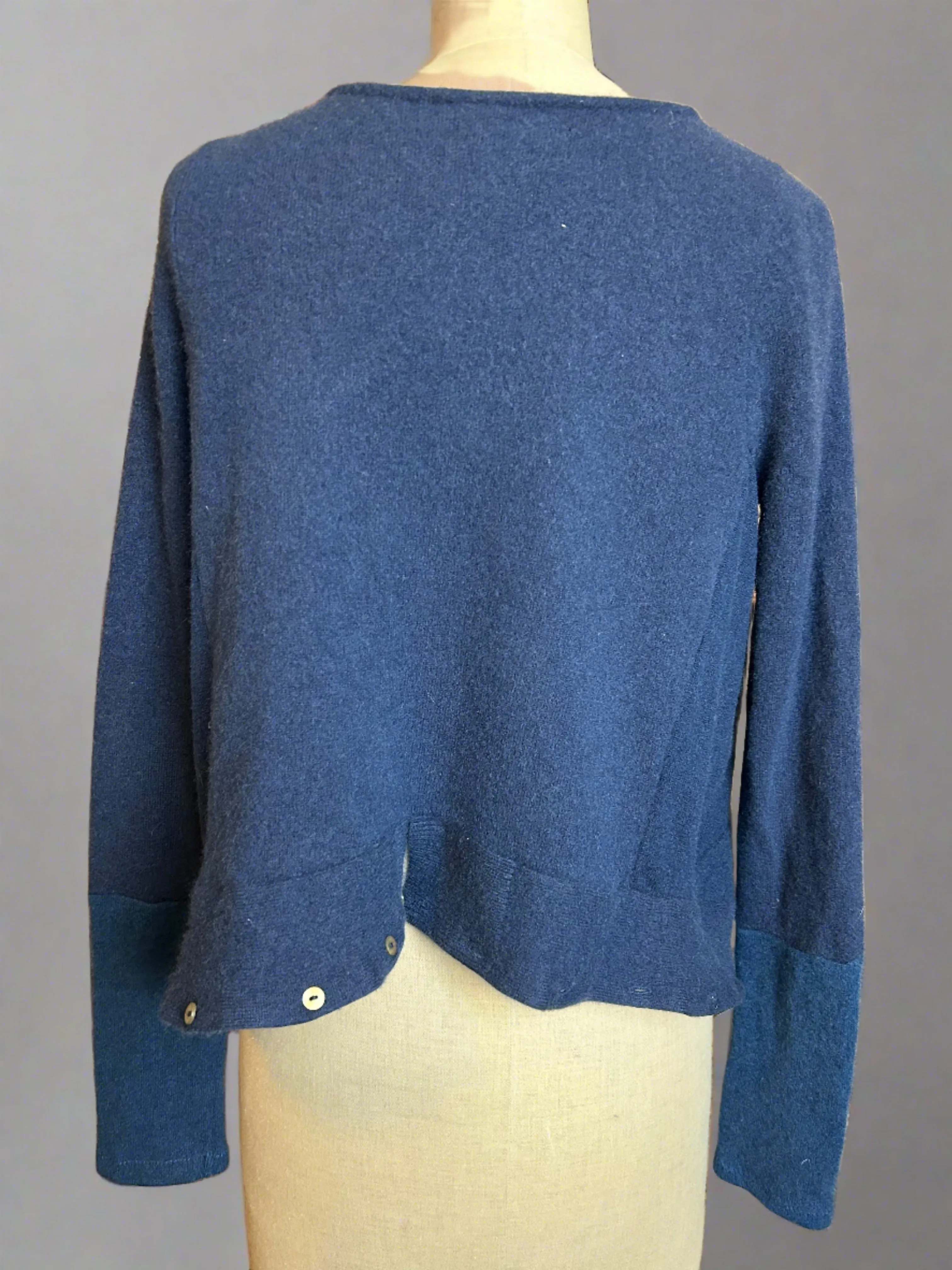 Nimpy Clothing upcycled 100% cashmere blue short cardigan small