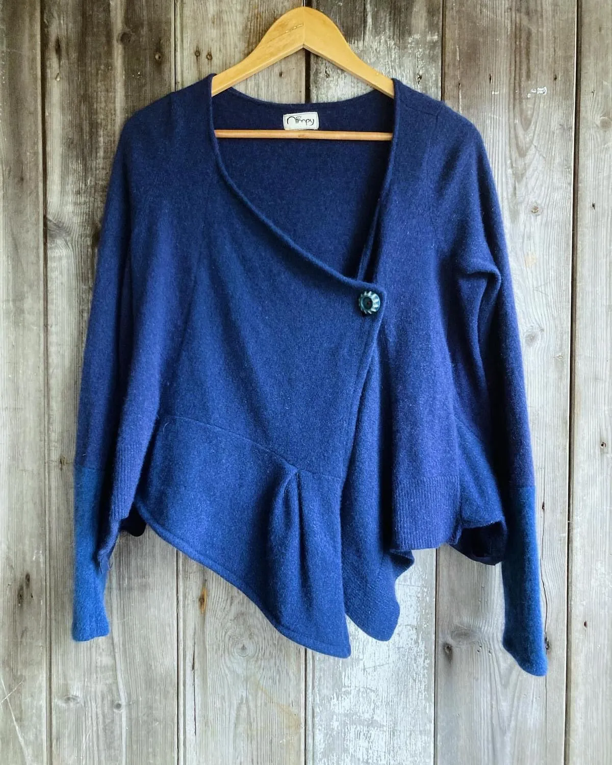 Nimpy Clothing upcycled 100% cashmere blue short cardigan small