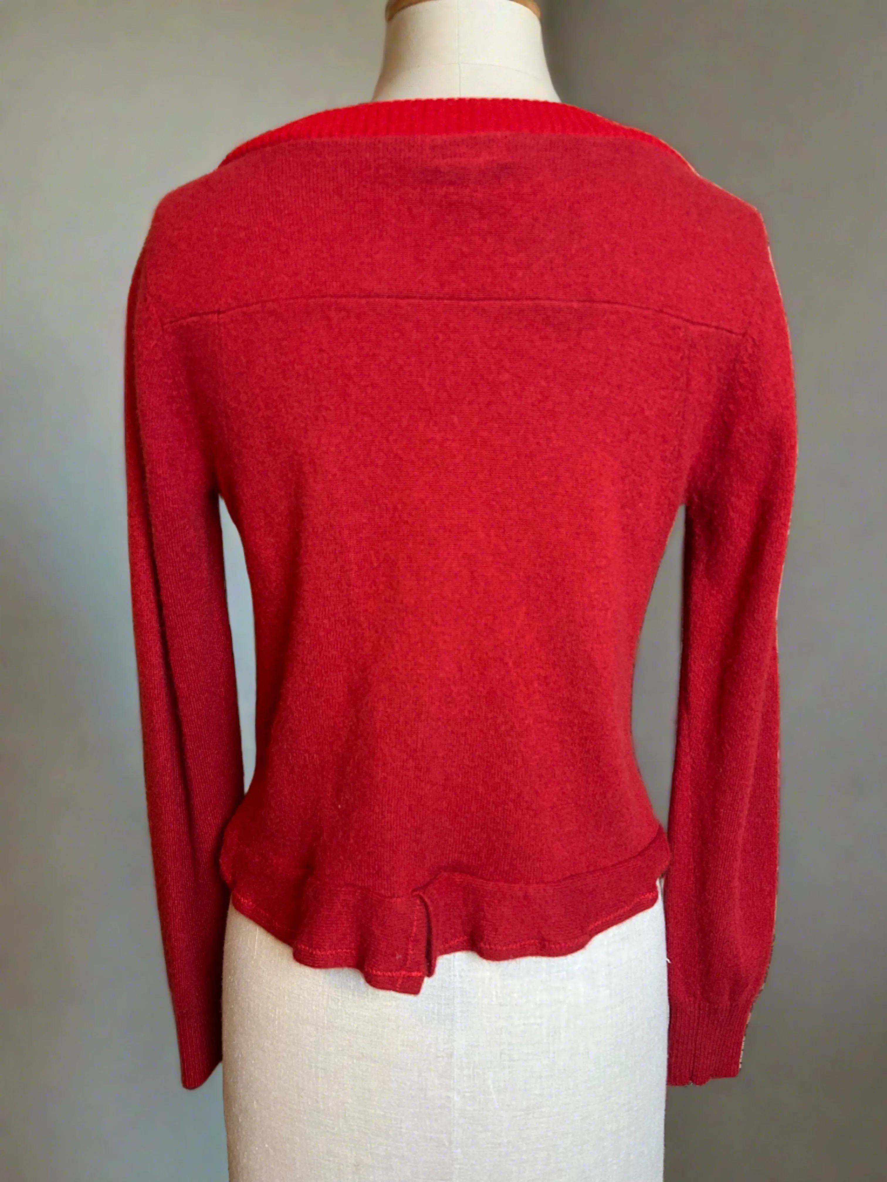 Nimpy Clothing upcycled 100% cashmere red short cardigan four coconut buttons small