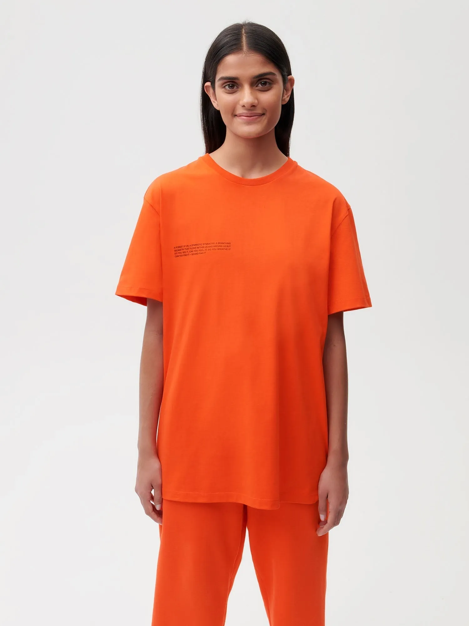 PANGAIA x Es Devlin T-shirt—es orange