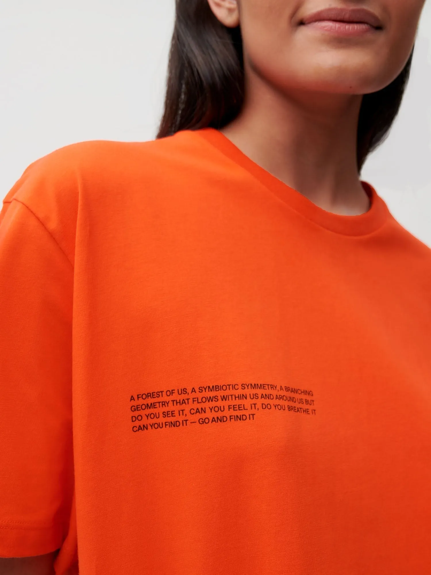 PANGAIA x Es Devlin T-shirt—es orange