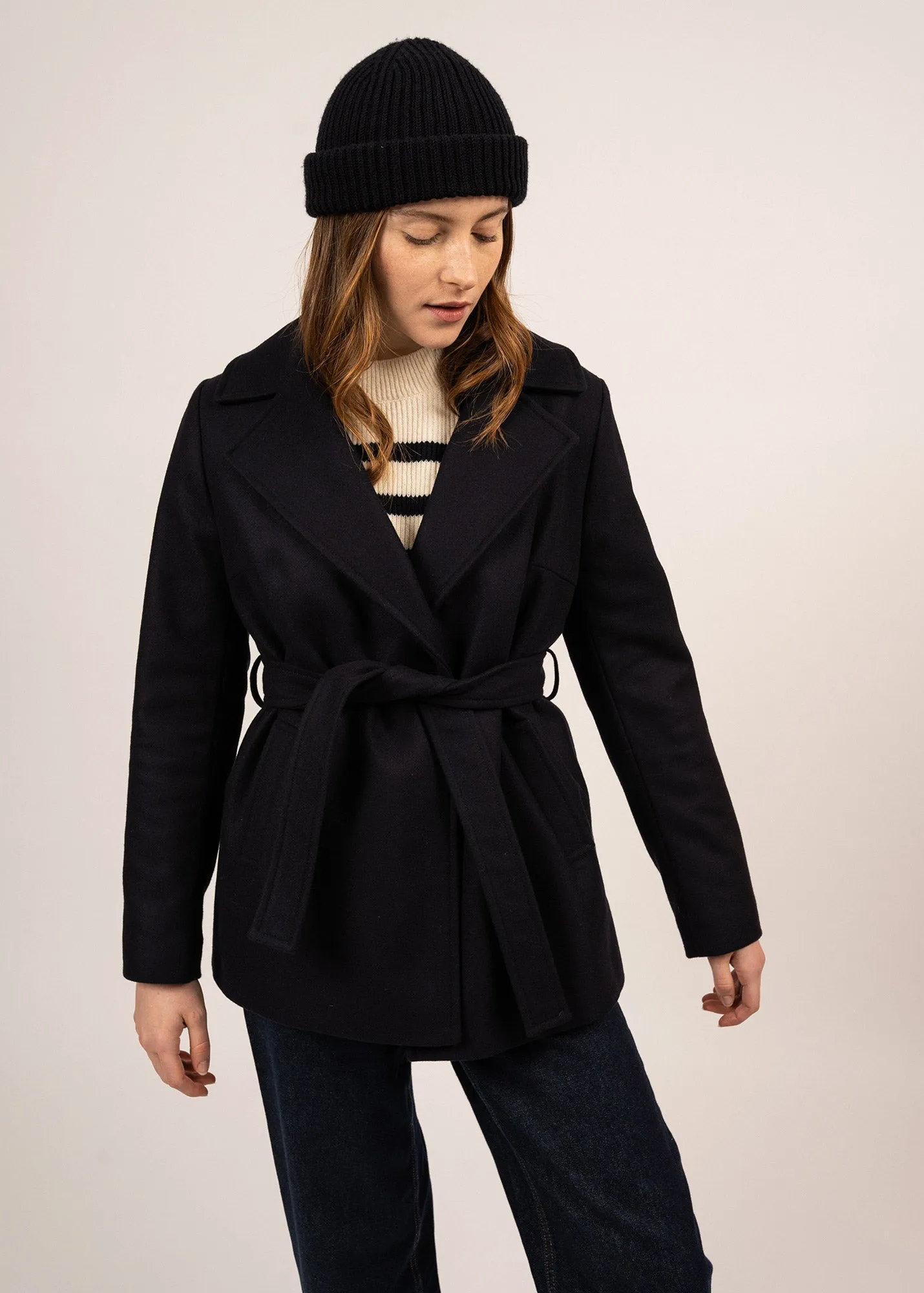 Ste Laury short coat - belted, in wool cloth (NAVY)