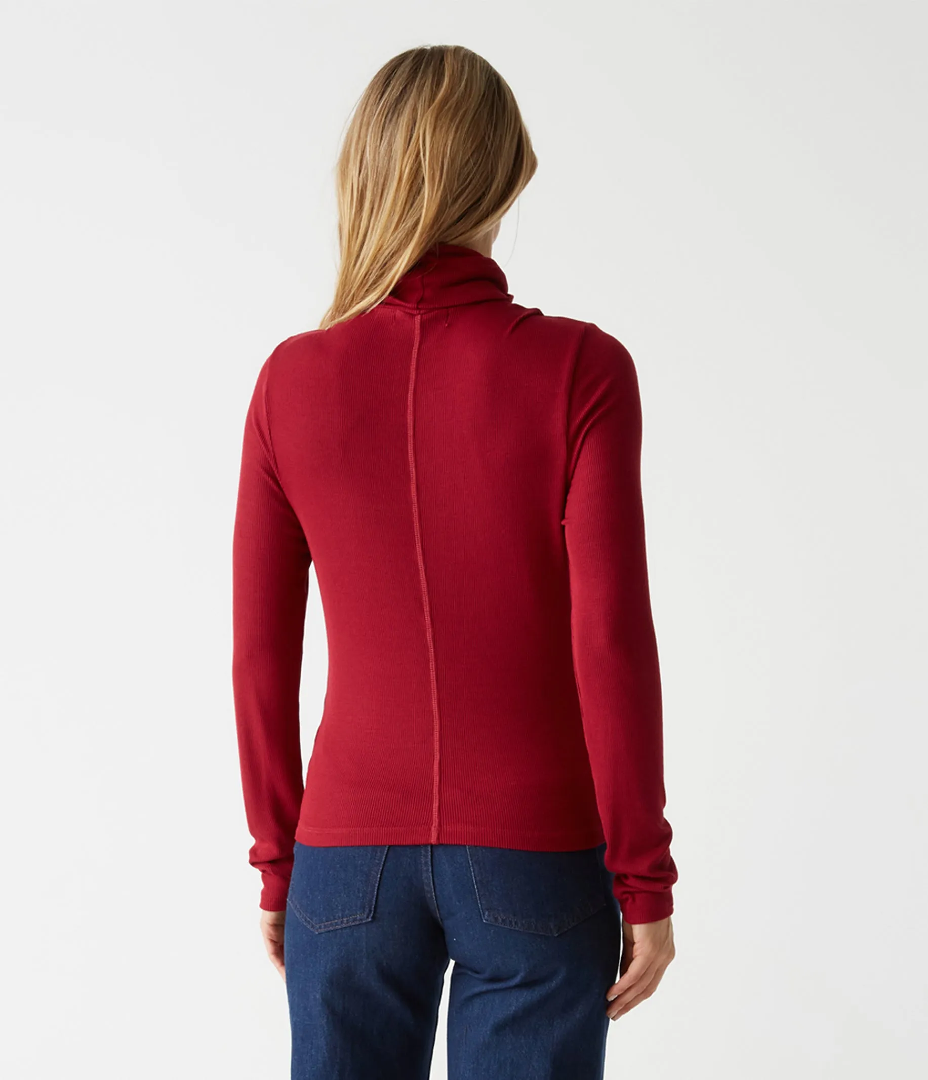 Tara Crop Turtleneck